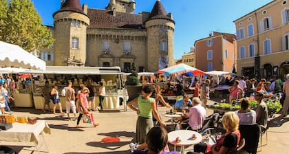 Superbe Villa Neuve Proximité Randos et Commerces