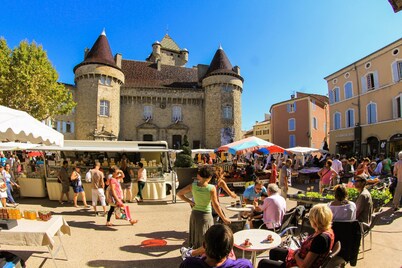 Superbe Villa Neuve Proximité Randos et Commerces