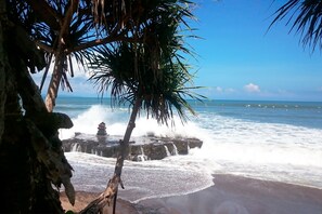 Beach - Musik Villa Canggu (Canggu)