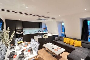 Dining - Marble Arch Penthouse 74, Best Location! (Greater London)