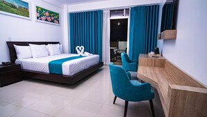 Deluxe Suite | Select Comfort beds, in-room safe, soundproofing, iron/ironing board - RBB Brito Hotel (La Banda de Shilcayo)