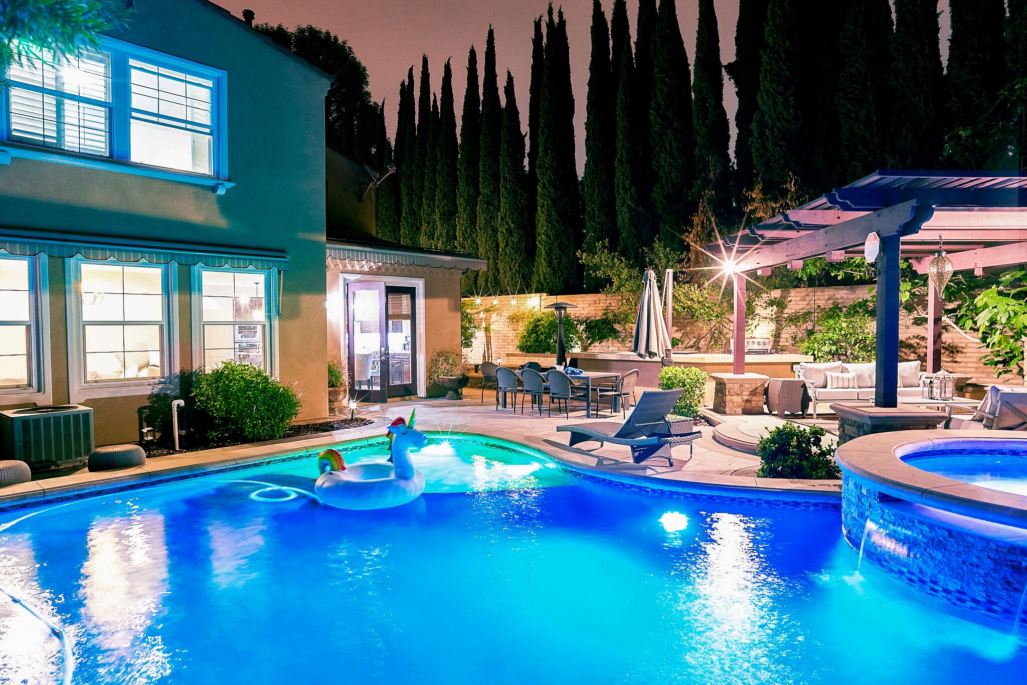 Irvine  All New Luxury Pool House 4B4.5B Close Spectrumcenter Disney