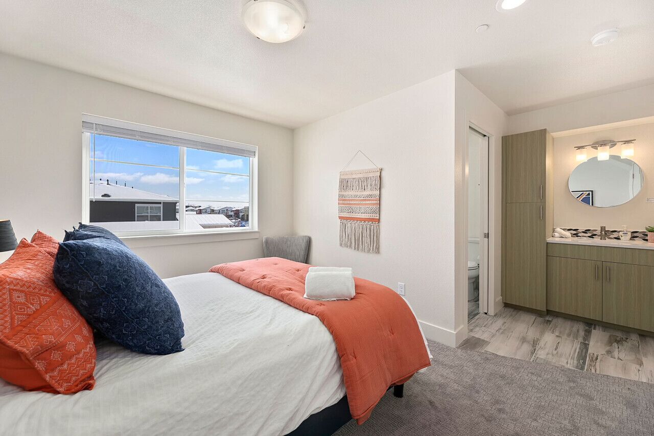 Midcentury Oasis w/ Patio Fireplace near Old Town