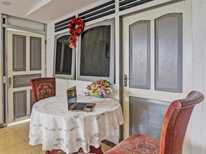 Reception - Hotel O Susupuan KostNearTaman Deki Lestari (Tondano)