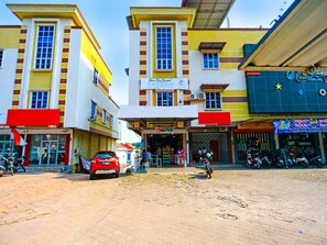 Exterior - Hotel O Zazezo Homestay Syariah (Tanjung Pinang)