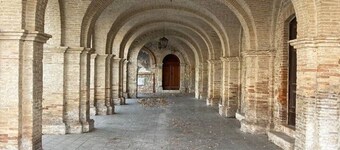 BeautifulApartment in the Center of an Ancient Village
