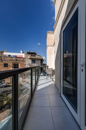 Comfort Studio | Terrace/patio - Talbot & Bons Aparthotel (Gudja)