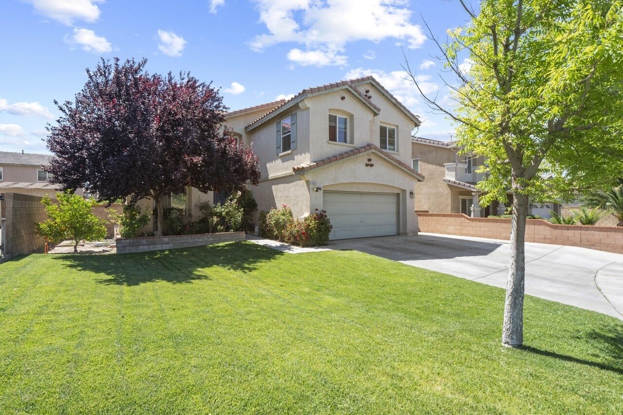 Spacious Modern 7BR 4BA, Garage, Laundry, Sleep 16