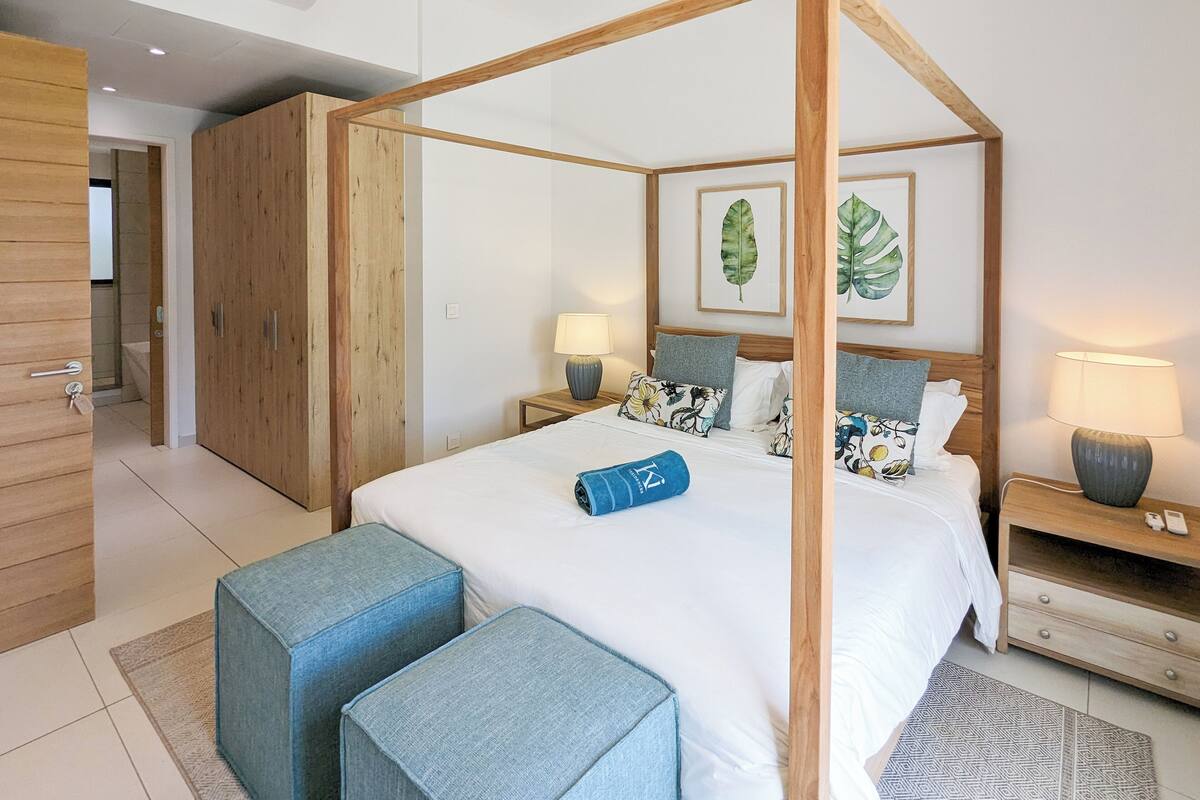 Penthouse Signature | 2 chambres, fer et planche Ă repasser, Wi-Fi gratuit, draps fournis