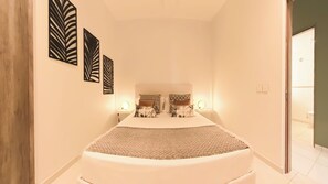 Penthouse Signature
