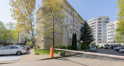 Warsaw Ursynow Studio by Renters