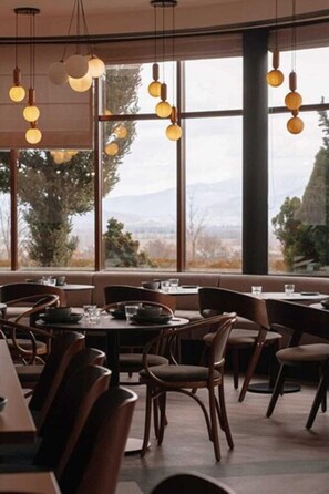 Desayuno buffet (PLN 65 por persona)