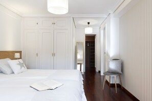 3 chambres, lit parapluie, Wi-Fi gratuit, draps fournis