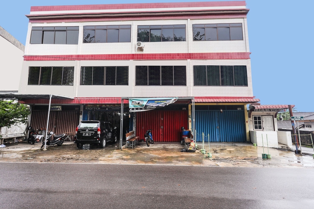SPOT ON 92053 Bagus Stay