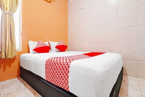 Habitación doble estándar | Wifi gratis y ropa de cama 