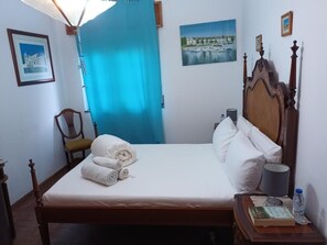 1 bedroom, free WiFi, bed sheets - Portimao City Near the Beach (Portimão)