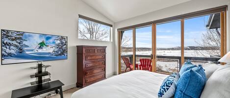 2 slaapkamers, een strijkplank/strijkijzer, gratis wifi, beddengoed