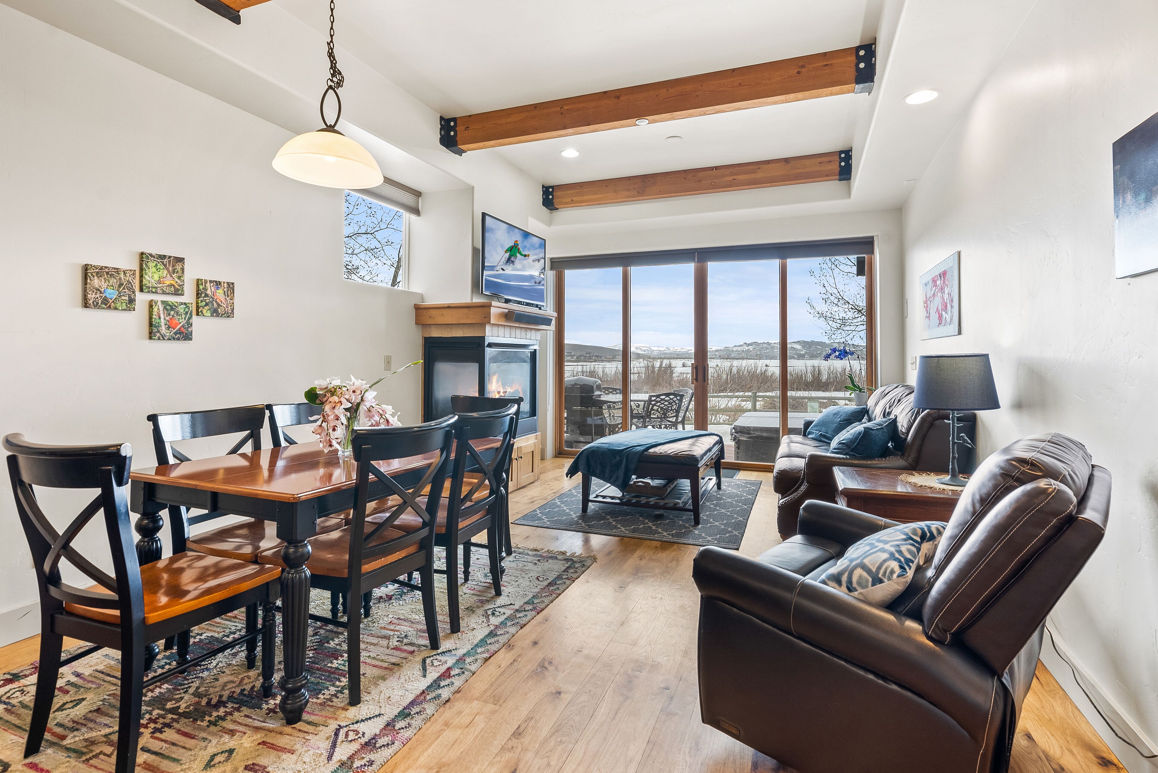 Kimball Junction Townhouse - Sleeps 8 Park City - Private Hot Tub and Garage!
