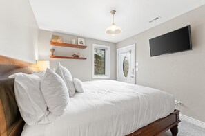 3 Schlafzimmer, Bügeleisen/Bügelbrett, WLAN, Bettwäsche