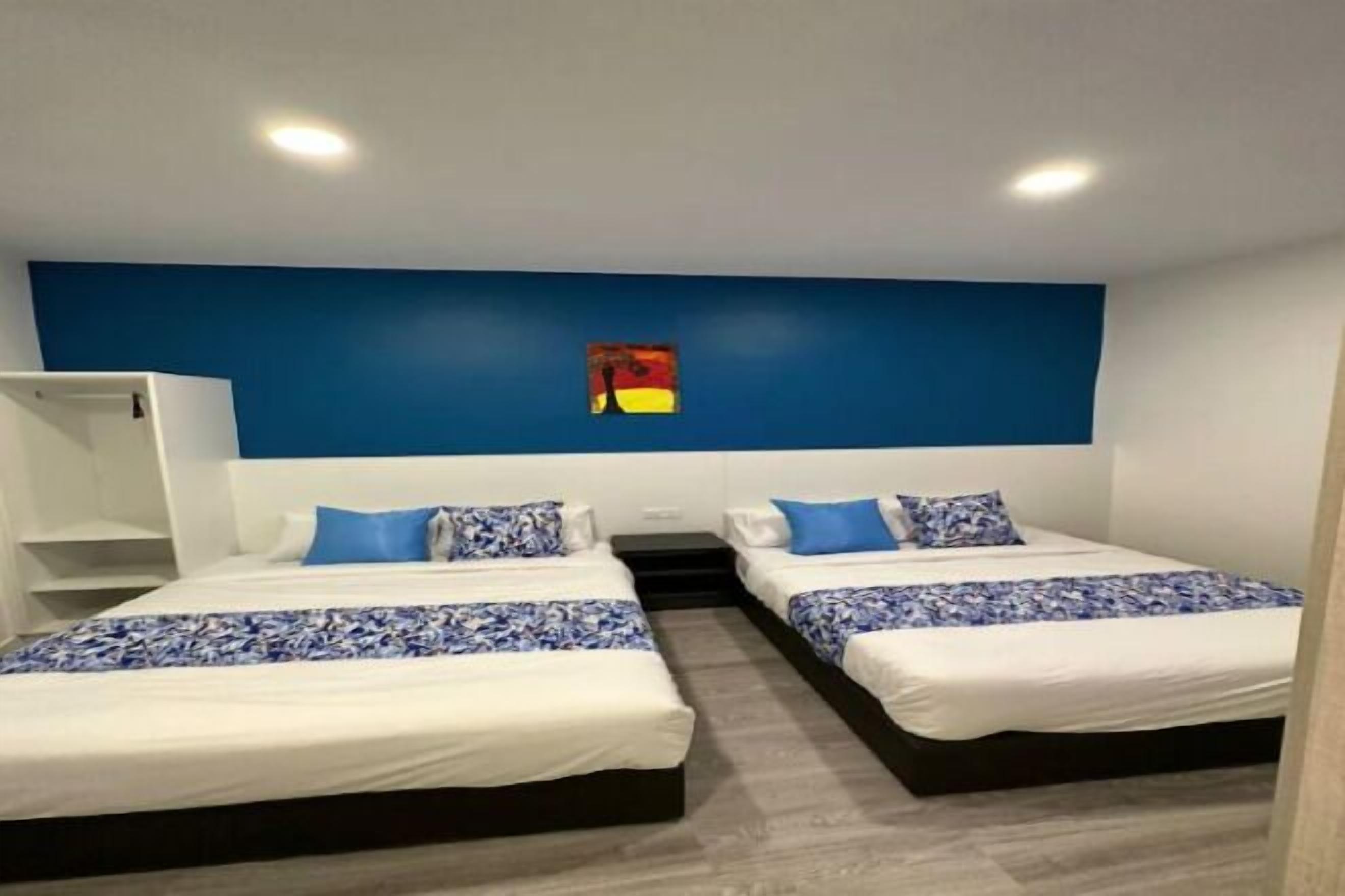 Free WiFi, bed sheets