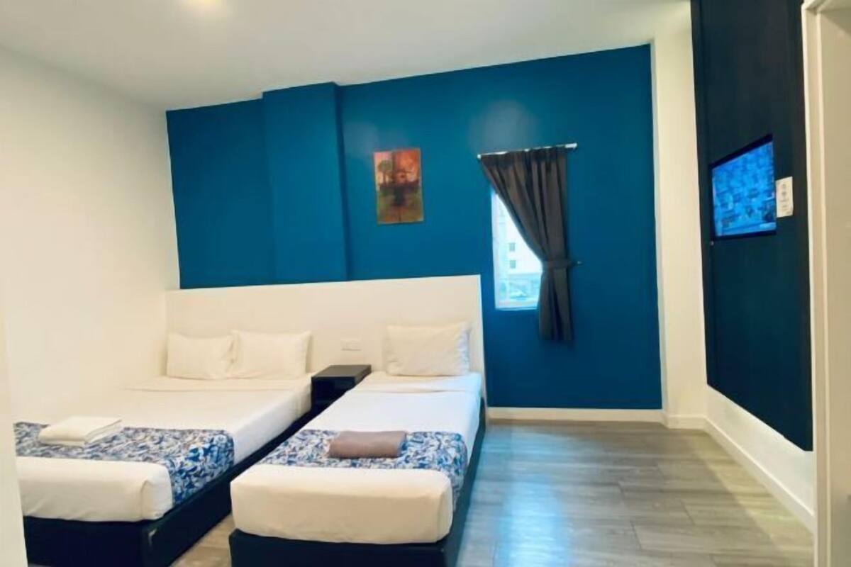 1 bedroom, free WiFi, bed sheets
