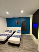 Deluxe Triple Room | WiFi (free), bed sheets