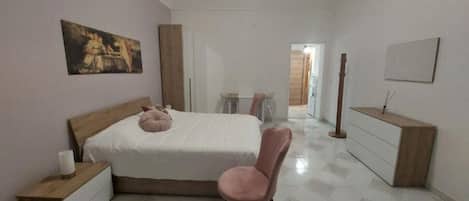 Desk, soundproofing, iron/ironing board, bed sheets