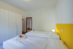 3 chambres, Wi-Fi gratuit, draps fournis
