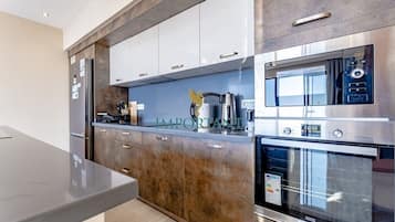 Superior Villa, Private Pool, Sea View | Private kitchen | Full-sized fridge, oven, stovetop, dishwasher