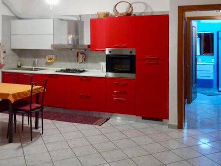 Apartment, 2 Bedrooms, Balcony | Private kitchen