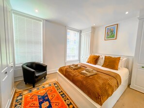 House, Multiple Beds | 3 bedrooms, free WiFi, bed sheets