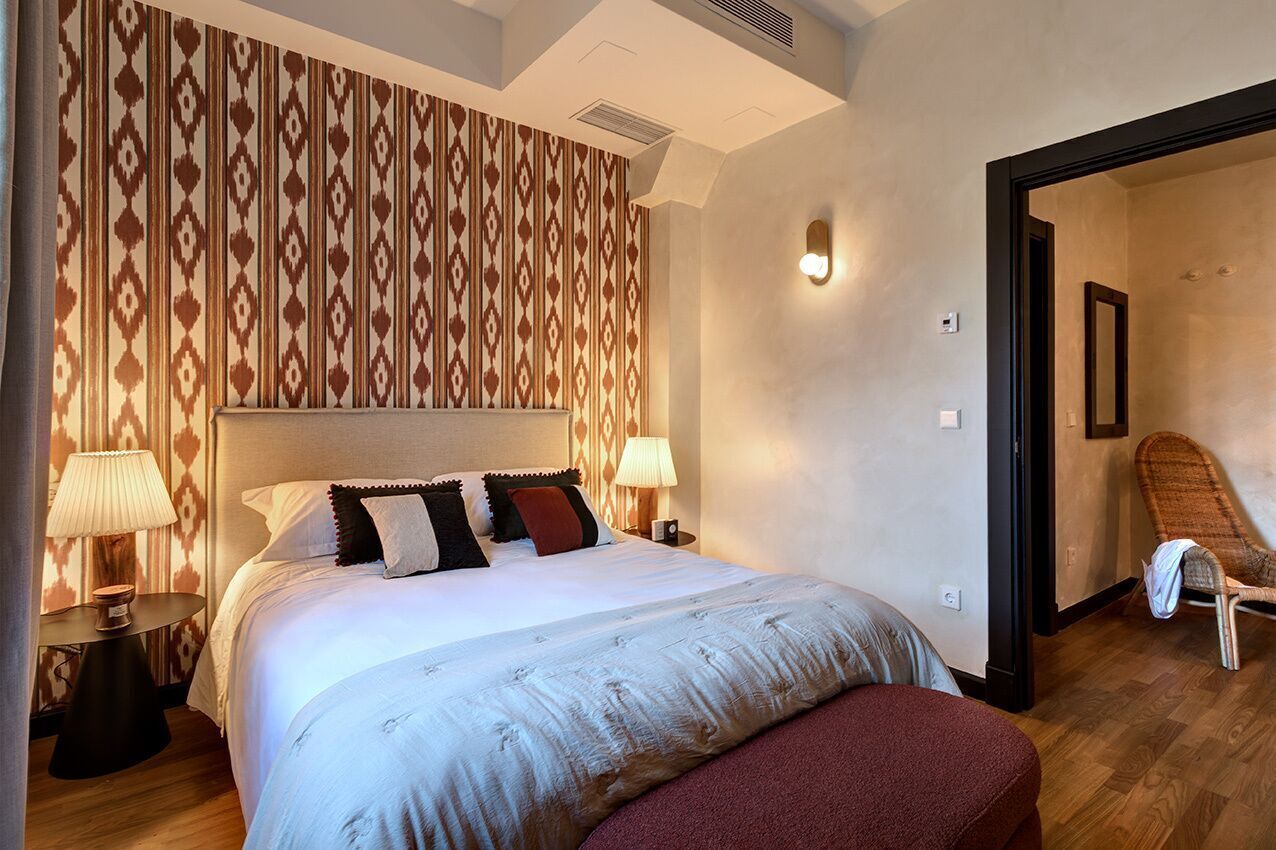 1 bedroom, in-room safe, individually decorated, desk