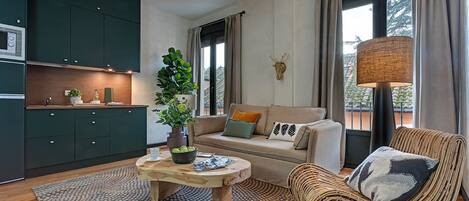 Kamar Superior | 1 kamar tidur, brankas, didekorasi berbeda-beda, dan meja kerja