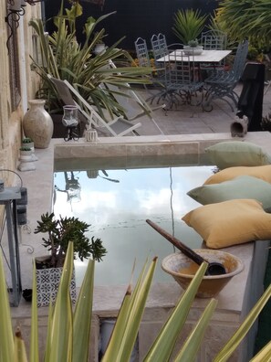 Pool - le Clos Girona Grande Maison de Charme Entre mer et Estuaire et son Bain Orientl (Civrac-en-Médoc)