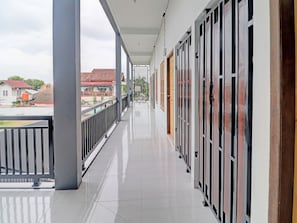 Exterior detail - OYO 92057 Reny Kost Syariah (Jambi)