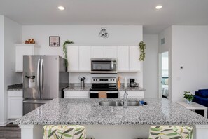 Apartment, 3 Bedrooms, Patio | Dining - Cozy Comfy Cool 3bed 2ba Brand New Home (Zephyrhills)