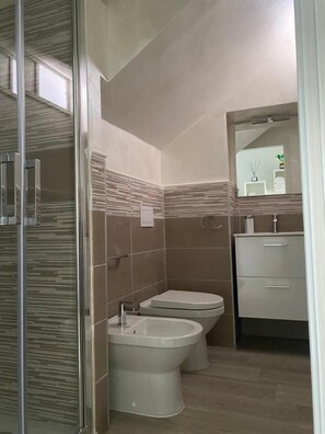 Apartment, 2 Bedrooms, Smoking, Balcony | Bathroom - Maison Brancaleone Holiday Home (Barletta)