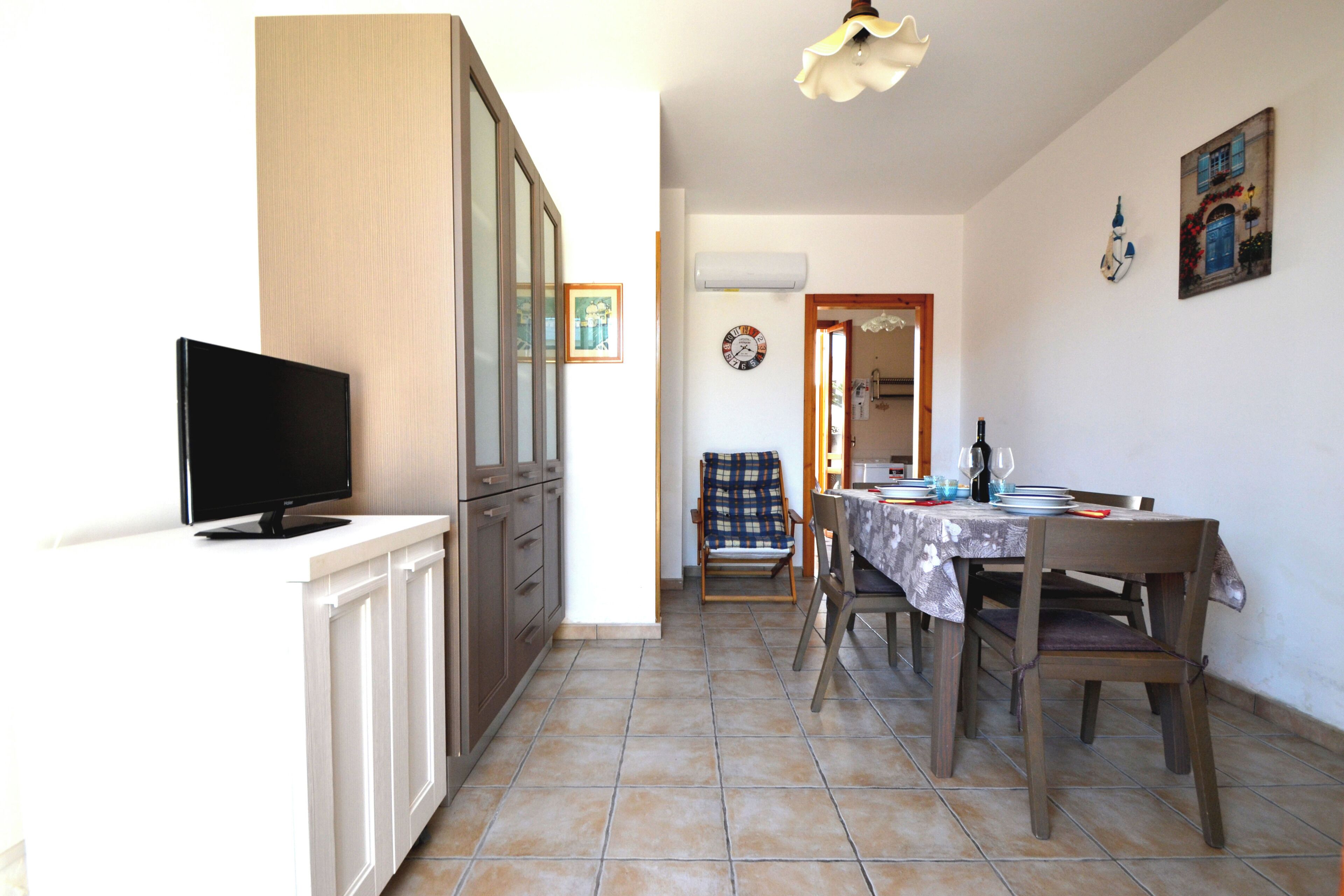 Apartment, 2 Bedrooms, Smoking | Dining