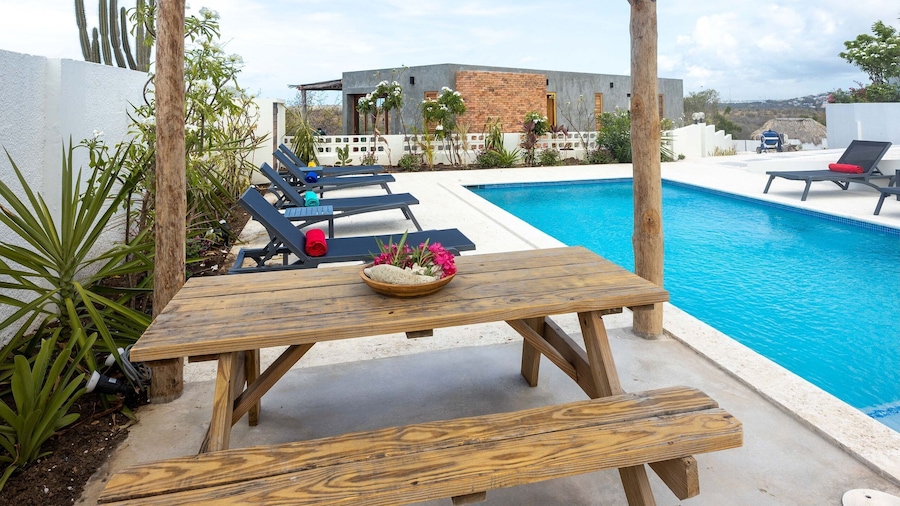 Sasha Apartment - Panoramic View With Pool