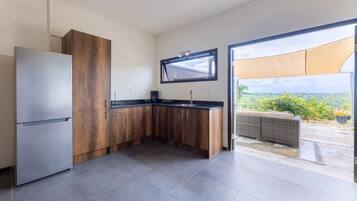 Apartment, 2 Bedrooms, Smoking, Terrace | Interior