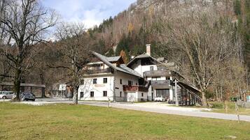 Apartment, 1 Bedroom, Smoking, Balcony | Exterior