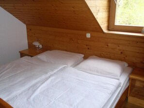 Apartment, 1 Bedroom, Smoking, Balcony | 2 bilik tidur 