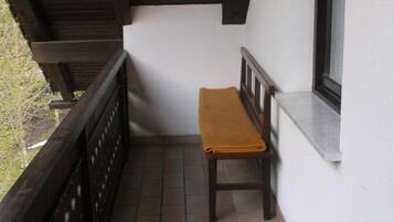 Apartment, 1 Bedroom, Smoking, Balcony | Balkoni