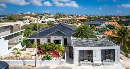 Apartment With Outside Refreshing Cabin - Mi Cuna Close to Beach