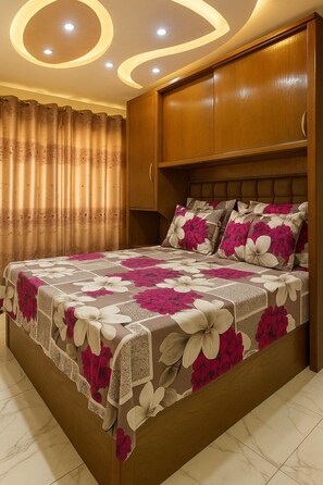 2 bedrooms