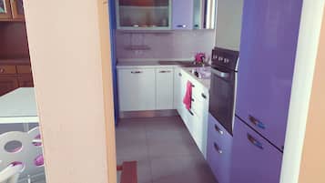 Apartment, 1 Bedroom, Smoking, Balcony | Interior