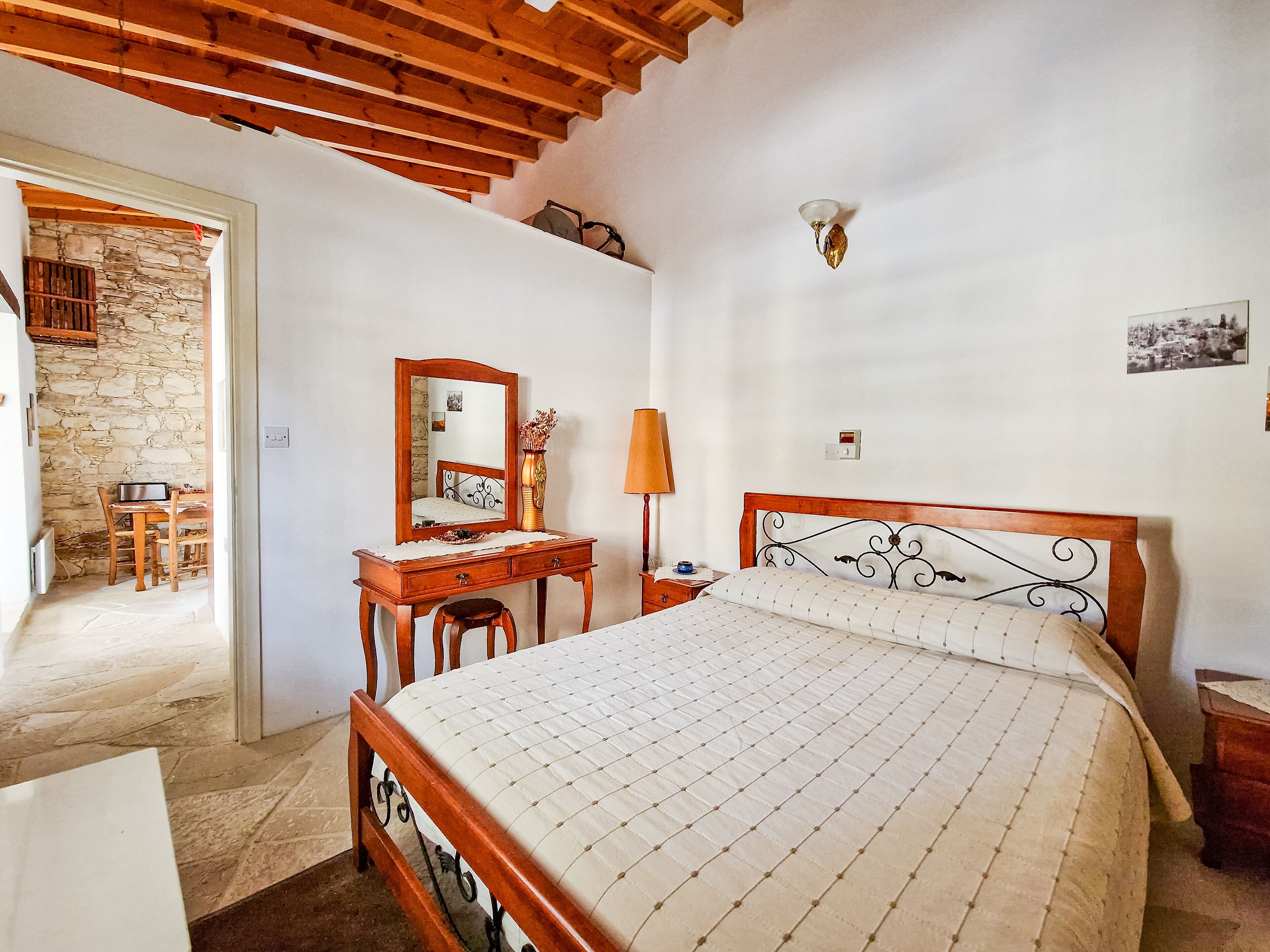 Sanders Village - Precious 1-bdr Apt w Terrace