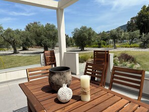 Villa, 6 Bedrooms, Balcony, Garden View | Terrace/patio