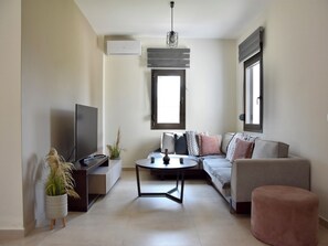 Villa, 6 Bedrooms, Private Pool, Garden View | Living room - Luxury Rental Villa for 14 People (Sithonia)