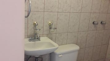 Room, 1 Bedroom, Terrace | Bathroom